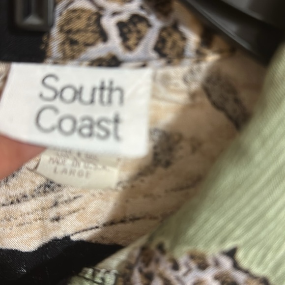 Vintage South Coast Green and Black Animal Print Button-Up Shirt - Picture 4 of 4
